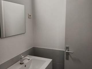 Location / 1 room apartment, Vichy