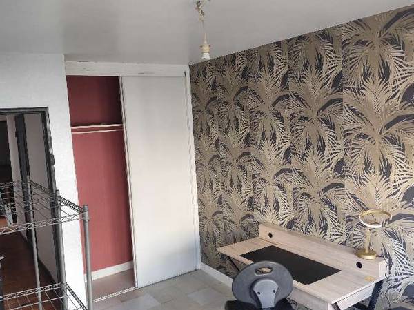 Colocation / Appartement 4 pièces de 78 m², Orléans, Place du Bois / Photo 2