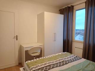 Colocation / Appartement 4 pièces de 55 m², Melun, Avenue Armand de la Rochette