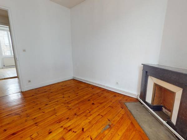 Location / Appartement 2 pièces de 44 m², Saint-Étienne, Rue Rouget de Lisle / Photo 2