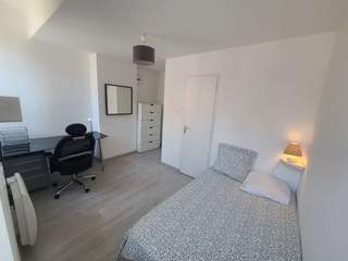 Colocation / 6 rooms house · 115 m², Roubaix, Rue des Arts
