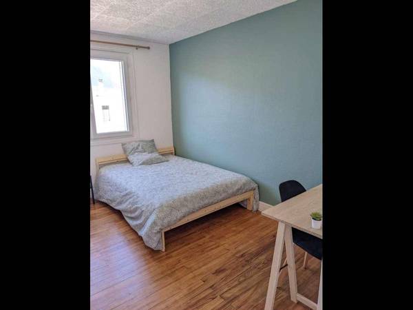 Flatsharing / 4-bedroom flat · 65 m², Saint-Martin-d'Hères, Avenue Gabriel Péri / Photo 2