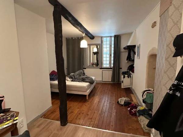 Colocation / Maison 10 pièces de 210 m², Niort, Rue Saint-Jean / Photo 2