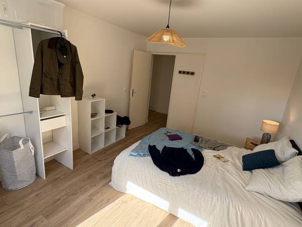 Colocation / Appartement 3 pièces de 70 m², Bordeaux, Cours Saint-Louis / Photo 2