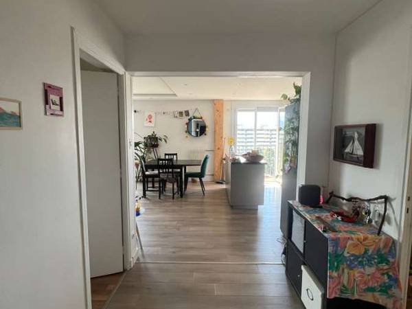 Colocation / Appartement 4 pièces de 85 m², Grenoble, Rue Paul Claudel / Photo 2
