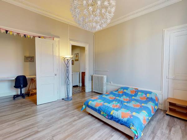 Location / Appartement 4 pièces de 133 m², Saint-Étienne, Rue Marengo / Photo 28