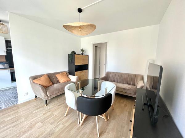 Colocation / Appartement 5 pièces de 80 m², Asnières-sur-Seine, Rue Louis Armand / Photo 2