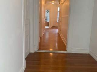 Location / 5 rooms apartment · 88 m², Montréal, Rue Cartier