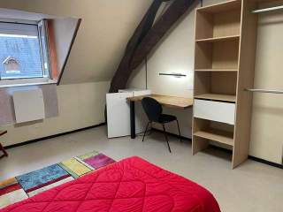 Room share / 6 rooms house · 120 m², Orléans, Rue des Grands Champs