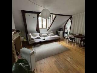 Colocation / Appartement 3 pièces de 60 m², Paris, Rue Notre-Dame de Nazareth