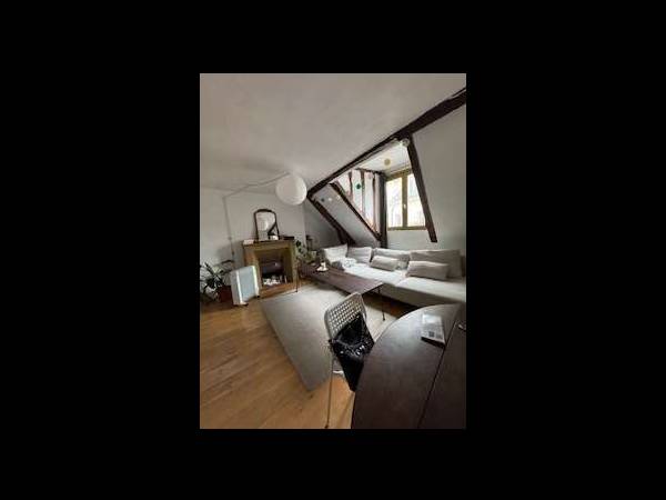 Colocation / Appartement 3 pièces de 60 m², Paris, Rue Notre-Dame de Nazareth / Photo 2