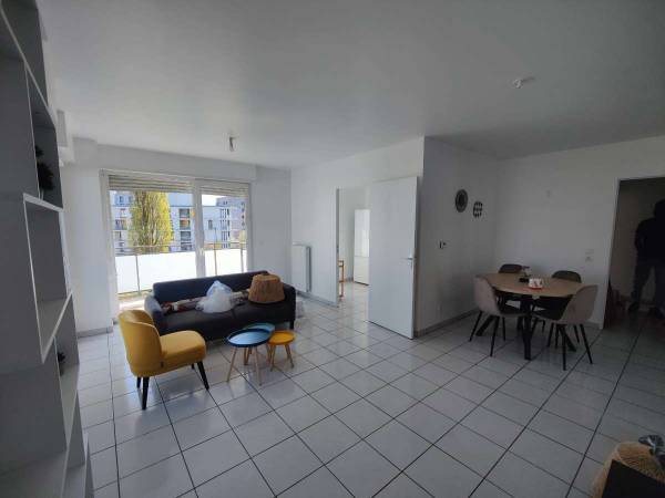 Colocation / Appartement 4 pièces de 85 m², Rouen, Rue Colette / Photo 2