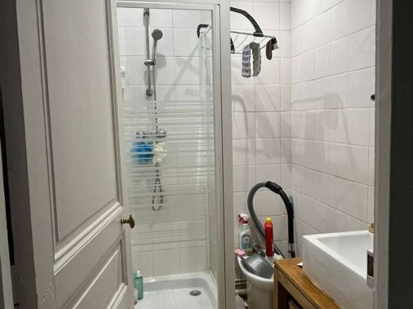 Colocation / Appartement 3 pièces de 60 m², Paris, Rue Berthollet / Photo 2