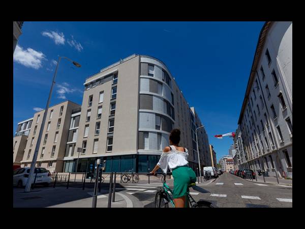 Location / Résidence 1 pièce de 18 m², Lyon, 37 Rue du Béguin / Photo 2