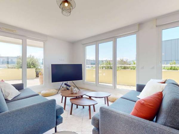 Colocation / Appartement 6 pièces de 170 m², Annemasse, Rue des Tournelles / Photo 2