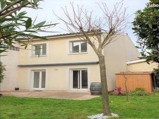 Flatsharing / 5-bedroom house · 111 m², Bordeaux, Rue de Bethmann