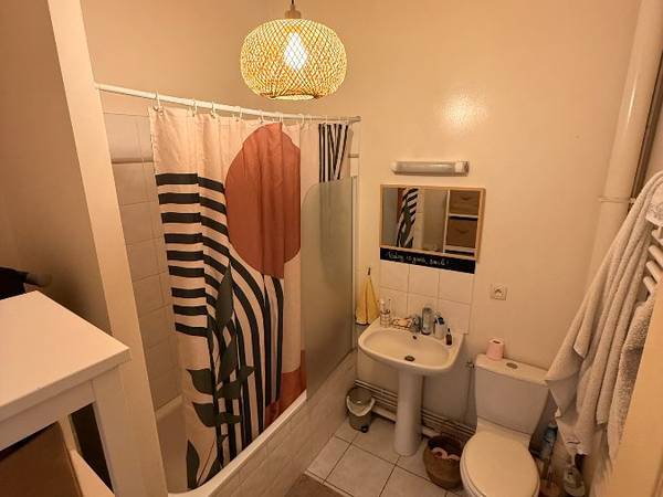 Colocation / Appartement 5 pièces de 60 m², Lyon, Place des Cordeliers / Photo 2