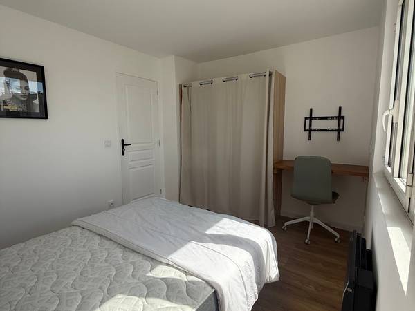 Colocation / Appartement 4 pièces de 64 m², Mérignac, Rue Albert Decrais / Photo 2