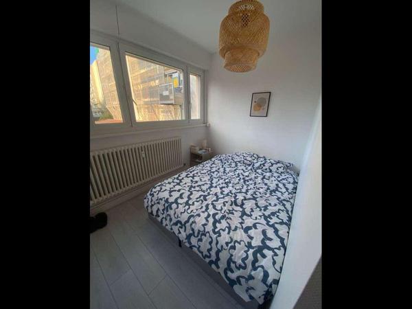 Colocation / Appartement 5 pièces de 100 m², Metz, Rue Saint-André / Photo 2