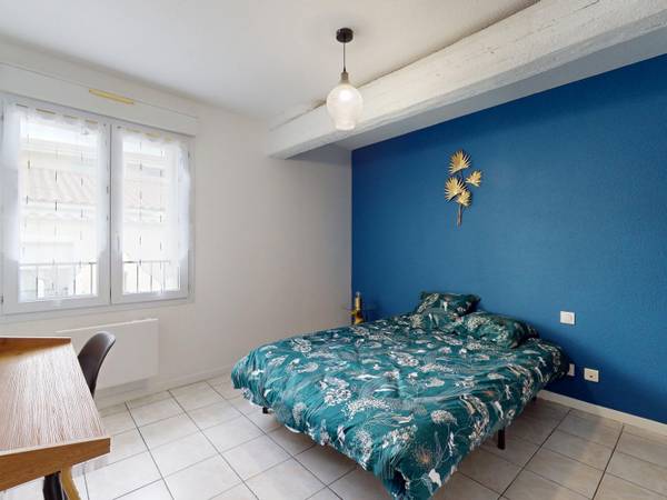 Colocation / Appartement 5 pièces de 100 m², Béziers, Rue Bertrand / Photo 2