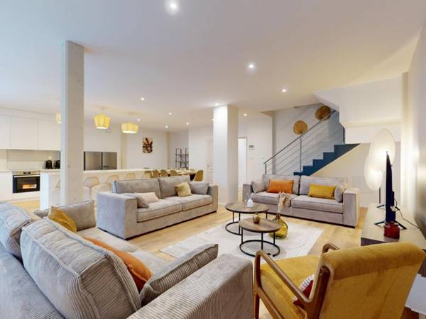 Colocation / Maison 11 pièces de 241 m², Bordeaux, Rue Pelleport / Photo 8