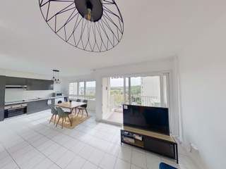 Room share / 6 rooms apartment · 107 m², Oullins-Pierre-Bénite, Boulevard de l'Europe