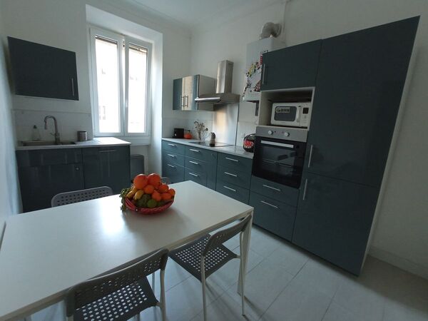 Colocation / Appartement 5 pièces de 95 m², Nice / Photo 2