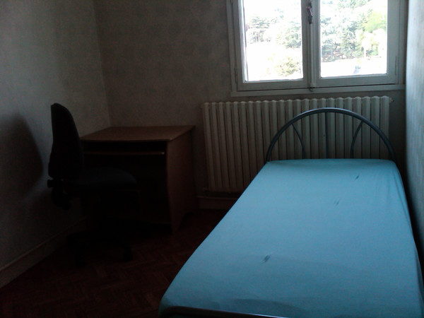 Colocation / Appartement 5 pièces de 78 m², Vénissieux, Rue Anatole France / Photo 5