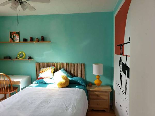Colocation / Immeuble 4 pièces de 92 m², Montréal, Rue Claude / Photo 2