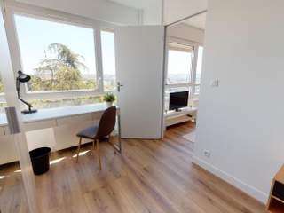 Colocation / Appartement 5 pièces de 80 m², Oullins, Boulevard de l'Europe