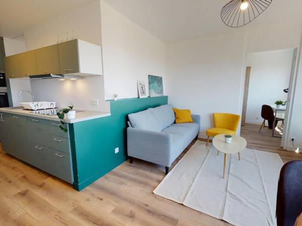 Colocation / Appartement 5 pièces de 80 m², Oullins, Boulevard de l'Europe / Photo 2
