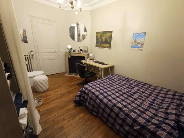 Colocation / Appartement 7 pièces de 70 m², Paris, Rue de Lourmel / Photo 2