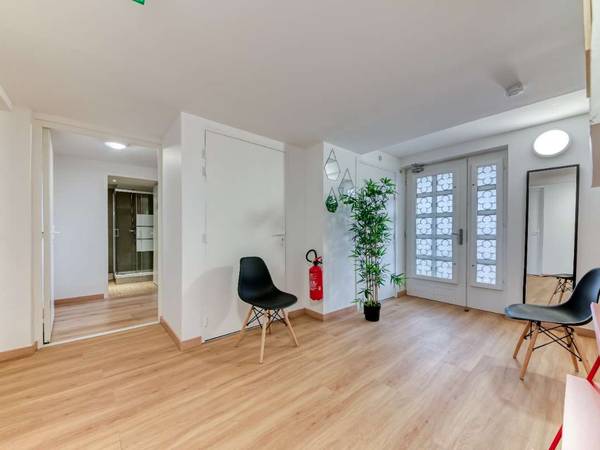 Chambre pour étudiant / Maison 1 pièce de 222 m², Saint-Genis-Laval, Rue Guilloux / Photo 2
