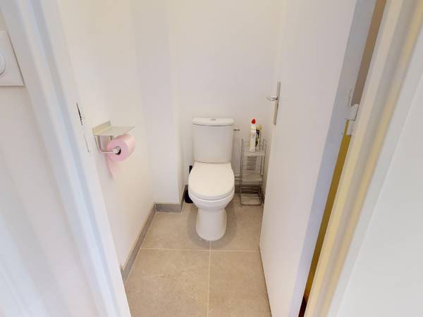 Colocation / Appartement 5 pièces de 68 m², Bron, B Avenue Pierre Brossolette / Photo 15