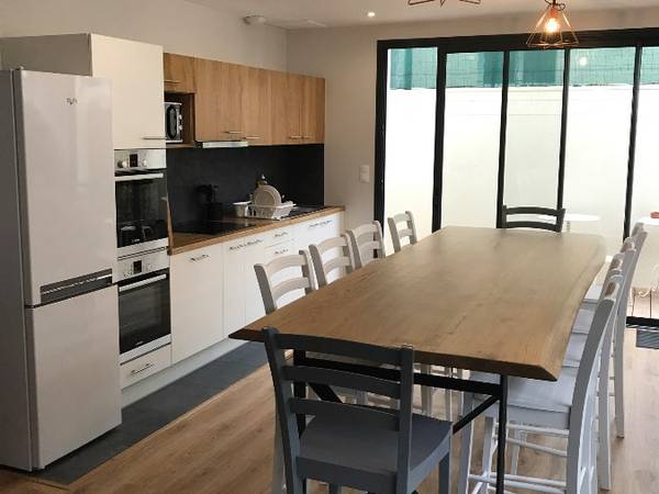 Colocation / Maison 9 pièces de 208 m², Bordeaux, Rue du Commandant Hautreux / Photo 2