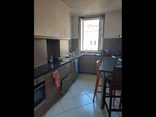 Sous-location / Appartement 3 pièces de 89 m², Marseille, Rue Terrusse / Photo 4