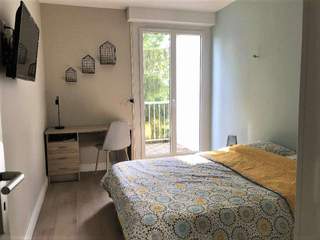 Colocation / Appartement 6 pièces de 101 m², Pau, Rue André Ampère