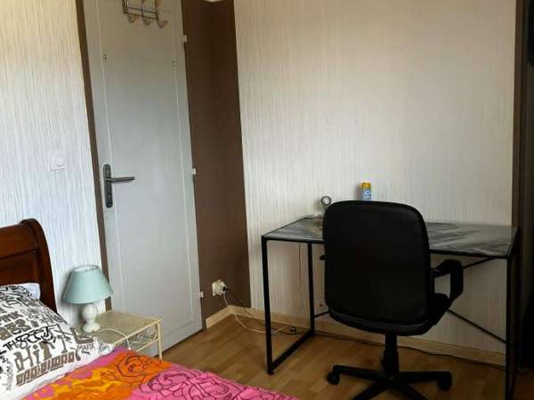 Chambre chez l'habitant / Maison 6 pièces de 86 m², Mérignac, Allée du Tournesol / Photo 2