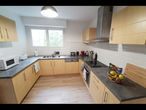Colocation / Appartement 6 pièces de 110 m², Grenoble, Avenue la Bruyère / Photo 2