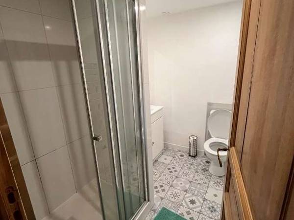 Sous-location / Maison 7 pièces de 150 m², Marseille, Avenue Philippe Matheron / Photo 6