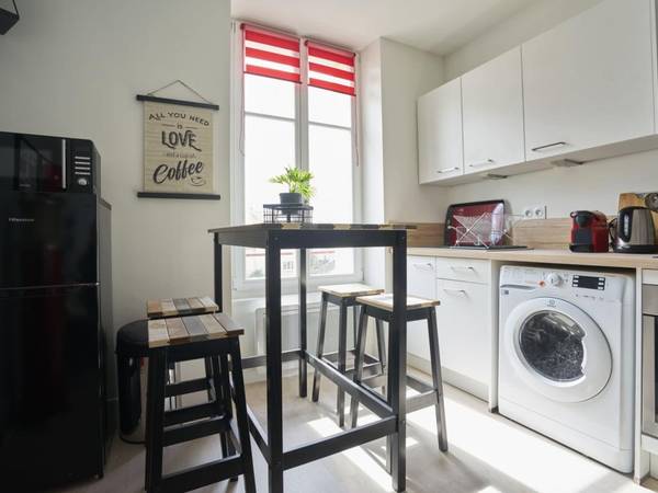 Colocation / Appartement 4 pièces de 50 m², Nancy, Rue de Sivry / Photo 2