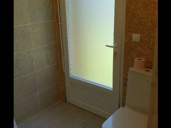 Location / Studio de 30 m², Wambrechies, Rue d'Ypres / Photo 6