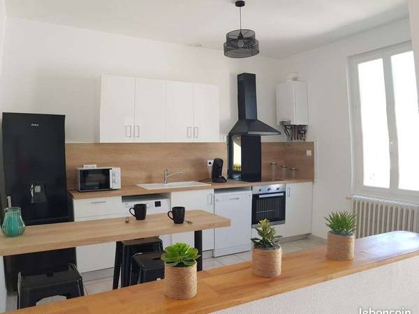 Colocation / Appartement 4 pièces de 80 m², Agen, Rue Valence / Photo 1