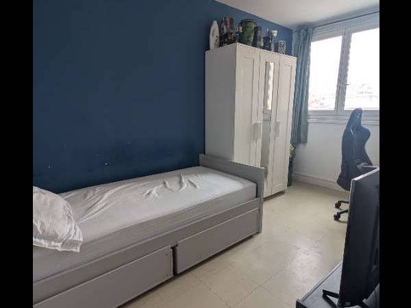 Sous-location / Appartement 3 pièces de 55 m², Les Lilas, Boulevard de la Liberté / Photo 2