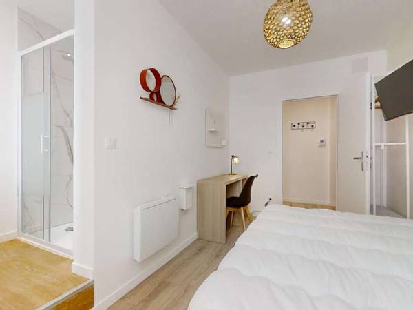 Colocation / Appartement 4 pièces de 80 m², Strasbourg, Boulevard d'Anvers / Photo 2