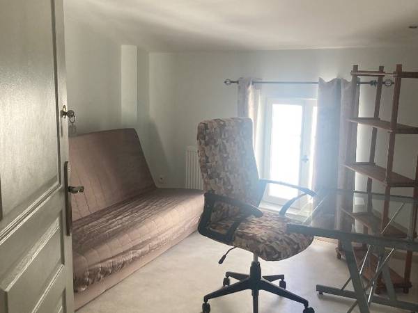 Colocation / Appartement 5 pièces de 74 m², Niort, Rue du Rempart / Photo 2