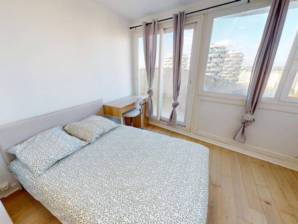 Colocation / Appartement 5 pièces de 77 m², Créteil, Boulevard Pablo Picasso / Photo 2