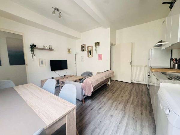 Colocation / Appartement 3 pièces de 80 m², Saint-Étienne, Rue Dervieux / Photo 2