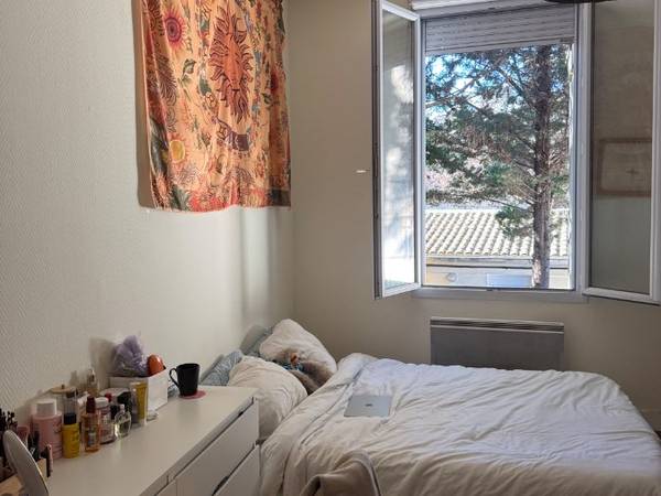 Colocation / Appartement 5 pièces de 70 m², Bordeaux, Rue Nérigean / Photo 2