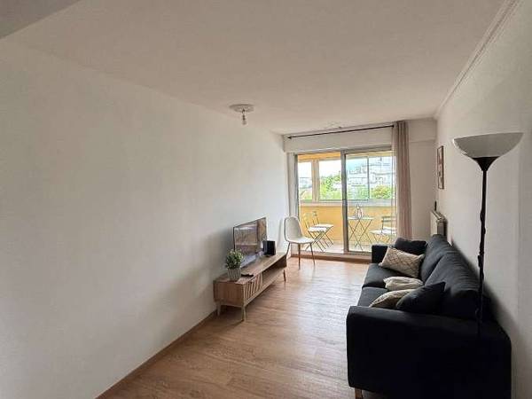 Colocation / Appartement 5 pièces de 90 m², Pau, Boulevard de la Paix / Photo 2